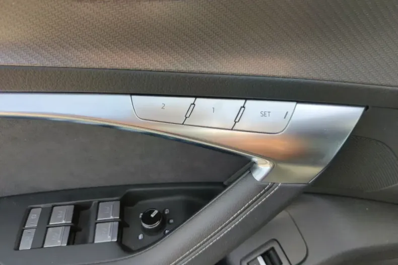 Audi RS7 din 2022 cu 76.800 km - oferta AUD107282 - foto 14