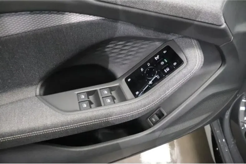 Audi A5 din 2024 cu 16.750 km - oferta AUD107283 - foto 19