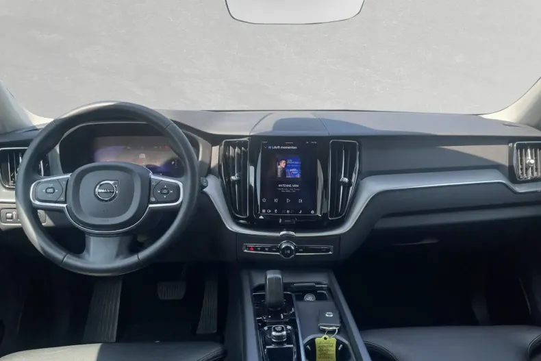 Volvo XC60 din 2021 cu 114.600 km - oferta VOL107289 - foto 4