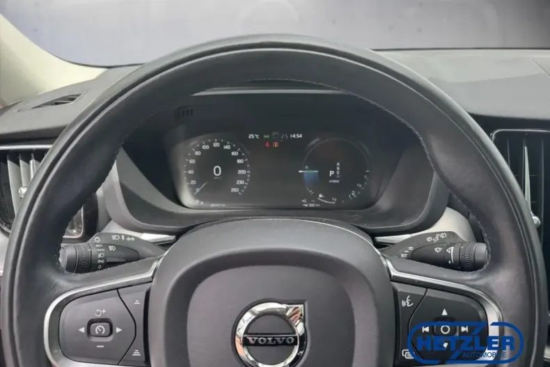 Volvo XC60 din 2021 cu 80.750 km - oferta VOL107291 - foto 7