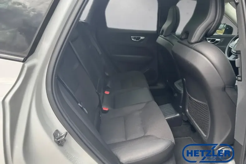 Volvo XC60 din 2021 cu 80.750 km - oferta VOL107291 - foto 12