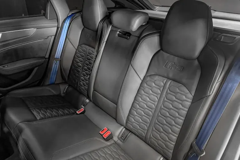 Audi RS6 din 2023 cu 39.700 km - oferta AUD107292 - foto 14