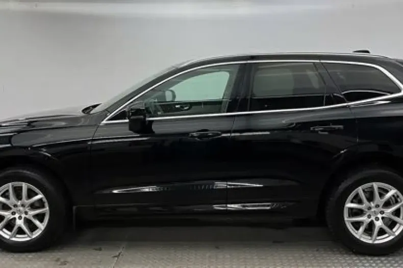 Volvo XC60 din 2020 cu 36.917 km - oferta VOL107293 - foto 2