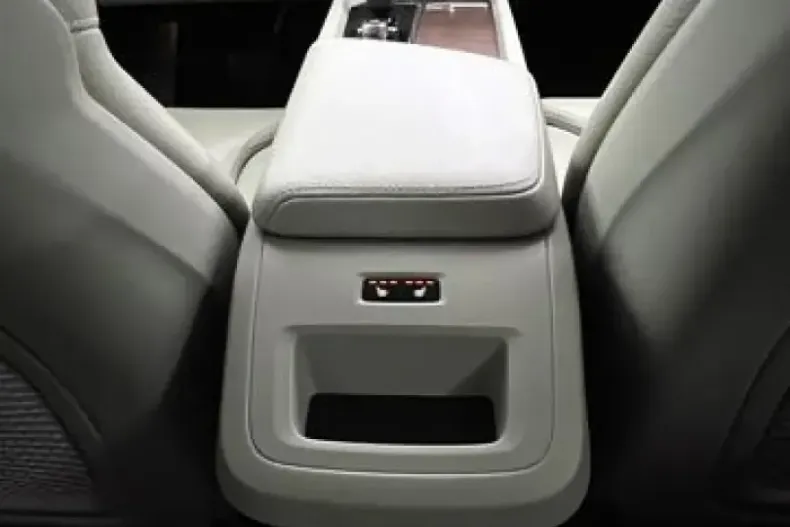 Volvo XC60 din 2020 cu 36.917 km - oferta VOL107293 - foto 11