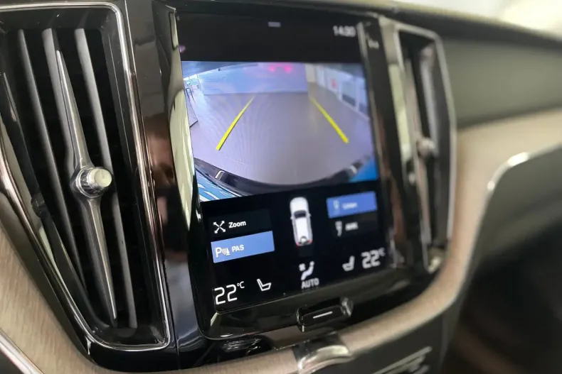 Volvo XC60 din 2020 cu 109.590 km - oferta VOL107294 - foto 14