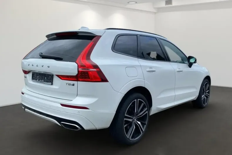 Volvo XC60 din 2020 cu 102.900 km - oferta VOL107296 - foto 3