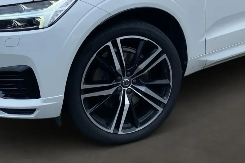 Volvo XC60 din 2020 cu 102.900 km - oferta VOL107296 - foto 6