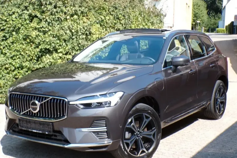 Volvo XC60 din 2022 cu 105.000 km - oferta VOL107297 - foto 1