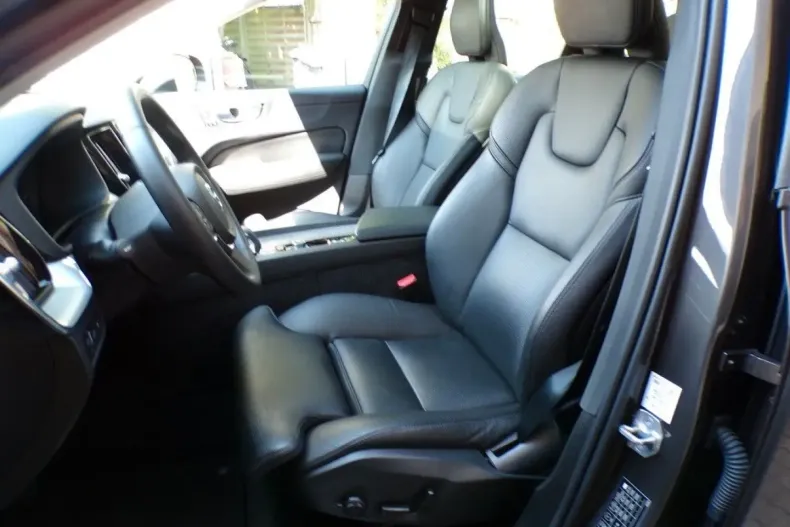 Volvo XC60 din 2022 cu 105.000 km - oferta VOL107297 - foto 7