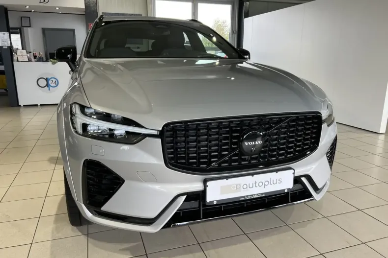 Volvo XC60 din 2024 cu 18.019 km - oferta VOL107298 - foto 4