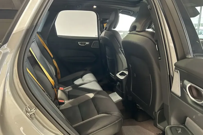 Volvo XC60 din 2024 cu 18.019 km - oferta VOL107298 - foto 13