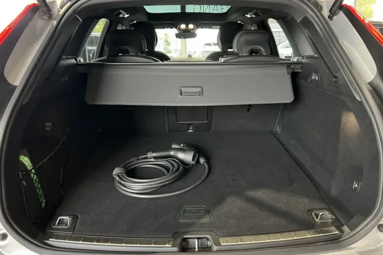 Volvo XC60 din 2024 cu 18.019 km - oferta VOL107298 - foto 14