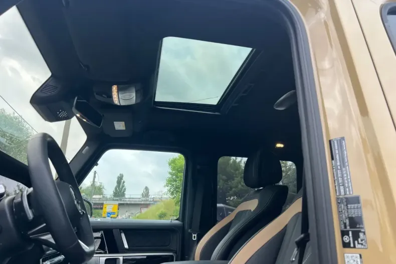 Mercedes-Benz G 450 din 2024 cu 4.879 km - oferta MER107316 - foto 11