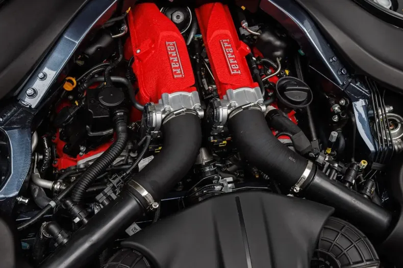 Ferrari Roma din 2021 cu 4.800 km - oferta FER107317 - foto 25