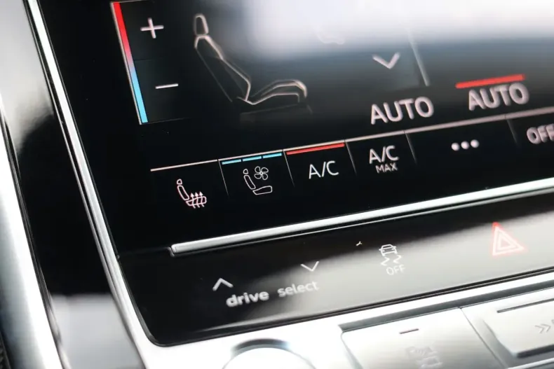 Audi RSQ8 din 2020 cu 97.788 km - oferta AUD107318 - foto 17