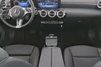 Mercedes-Benz A 200 din 2024 cu 13.000 km - oferta MER107321 - foto 5