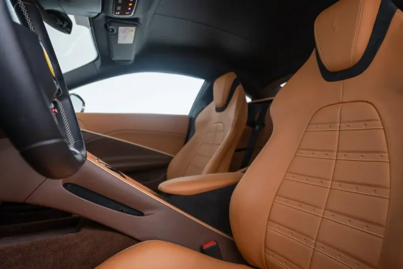 Ferrari Roma din 2021 cu 11.300 km - oferta FER107322 - foto 10