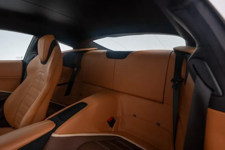 Ferrari Roma din 2021 cu 11.300 km - oferta FER107322 - foto 13