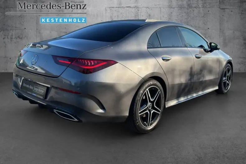 Mercedes-Benz CLA 220 din 2023 cu 13.569 km - oferta MER107334 - foto 5