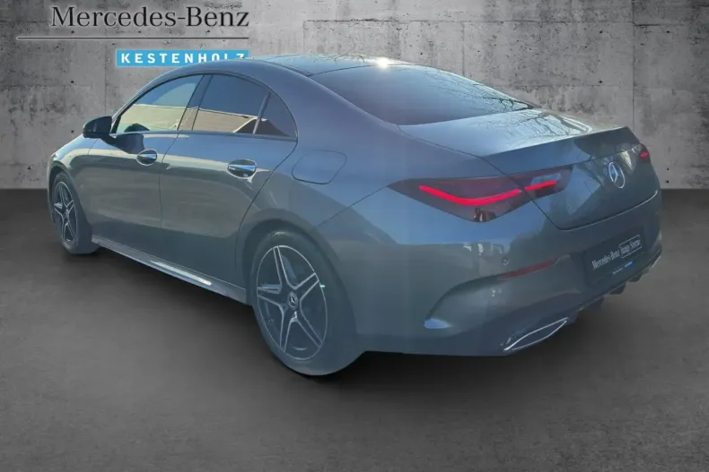 Mercedes-Benz CLA 220 din 2023 cu 13.569 km - oferta MER107334 - foto 7