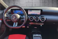 Mercedes-Benz CLA 220 din 2023 cu 13.569 km - oferta MER107334 - foto 10