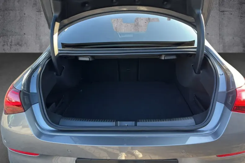 Mercedes-Benz CLA 220 din 2023 cu 13.569 km - oferta MER107334 - foto 16