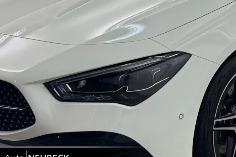 Mercedes-Benz CLA 220 din 2024 cu 19.750 km - oferta MER107336 - foto 9