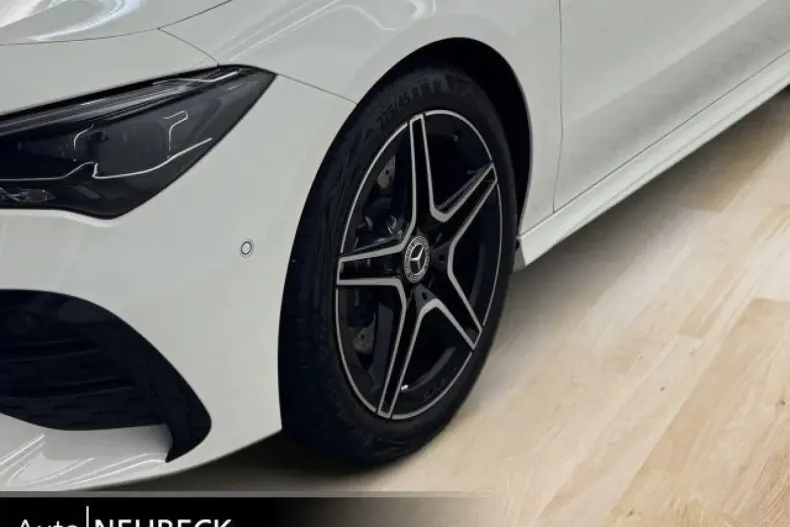 Mercedes-Benz CLA 220 din 2024 cu 19.750 km - oferta MER107336 - foto 10