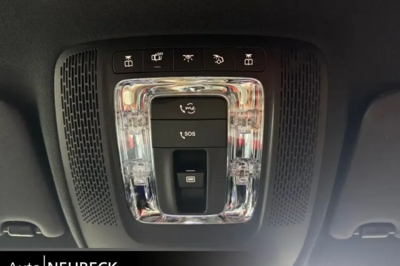 Mercedes-Benz CLA 220 din 2024 cu 19.750 km - oferta MER107336 - foto 15