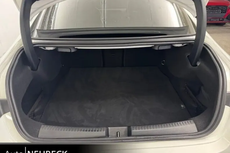 Mercedes-Benz CLA 220 din 2024 cu 19.750 km - oferta MER107336 - foto 20