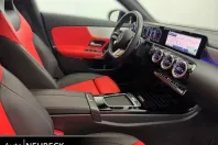 Mercedes-Benz CLA 220 din 2024 cu 19.750 km - oferta MER107336 - foto 23