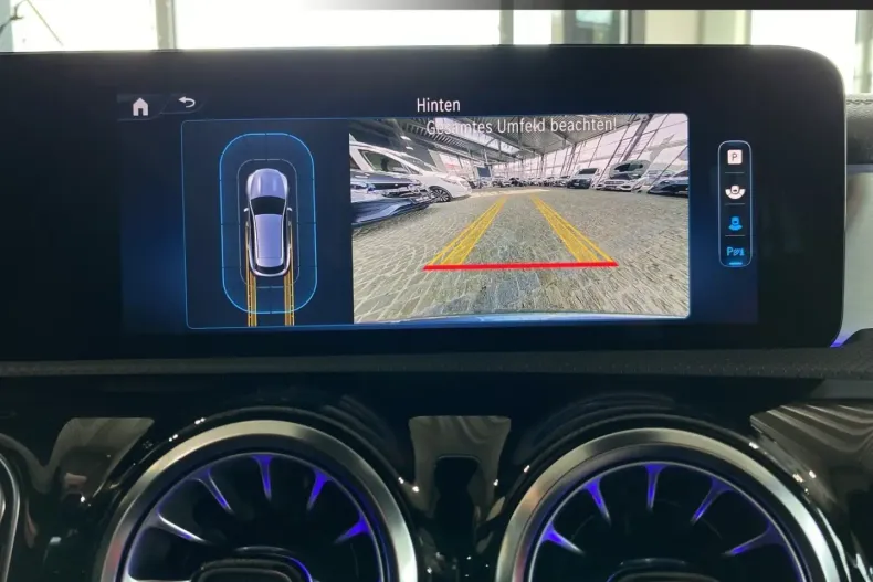 Mercedes-Benz CLA 250 Shooting Brake din 2023 cu 9.220 km - oferta MER107340 - foto 13