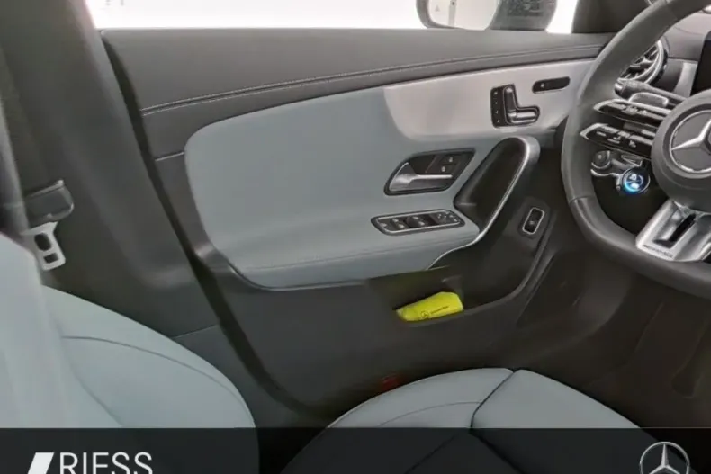 Mercedes-Benz CLA 45 AMG din 2024 cu 23.071 km - oferta MER107341 - foto 8