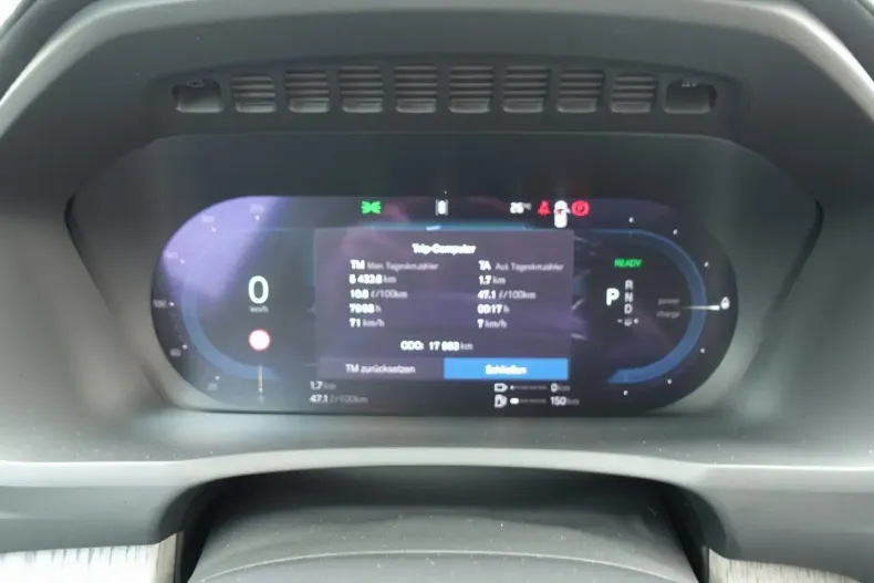 Volvo XC90 din 2024 cu 17.973 km - oferta VOL107342 - foto 19