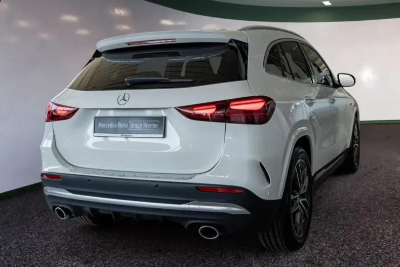 Mercedes-Benz GLA 35 AMG din 2024 cu 10.448 km - oferta MER107344 - foto 3