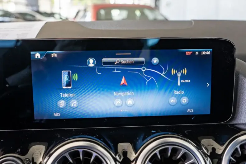 Mercedes-Benz GLA 35 AMG din 2024 cu 10.448 km - oferta MER107344 - foto 8