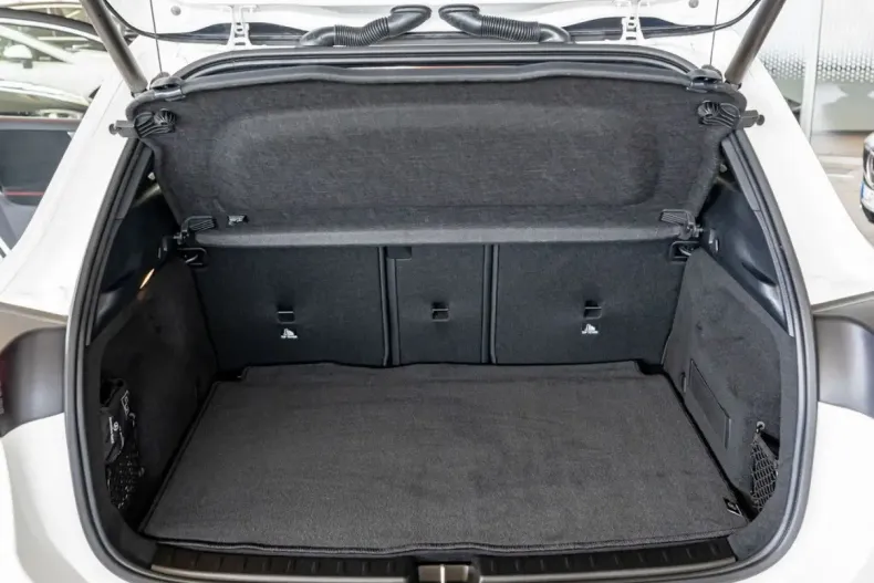 Mercedes-Benz GLA 35 AMG din 2024 cu 10.448 km - oferta MER107344 - foto 18