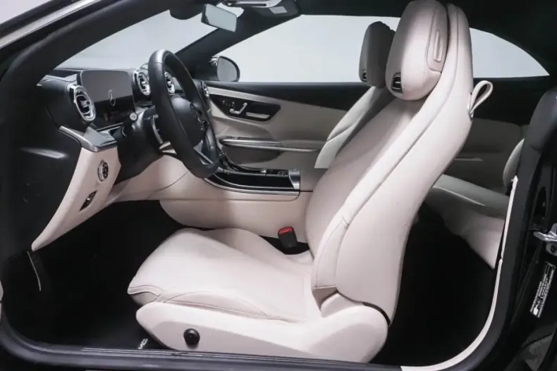 Mercedes-Benz CLE 300 din 2024 cu 8.121 km - oferta MER107348 - foto 9