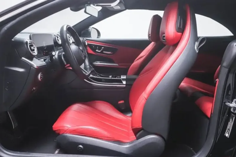 Mercedes-Benz CLE 220 din 2024 cu 40.000 km - oferta MER107349 - foto 5