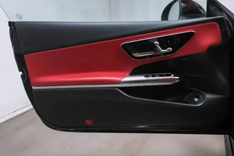 Mercedes-Benz CLE 220 din 2024 cu 40.000 km - oferta MER107349 - foto 10