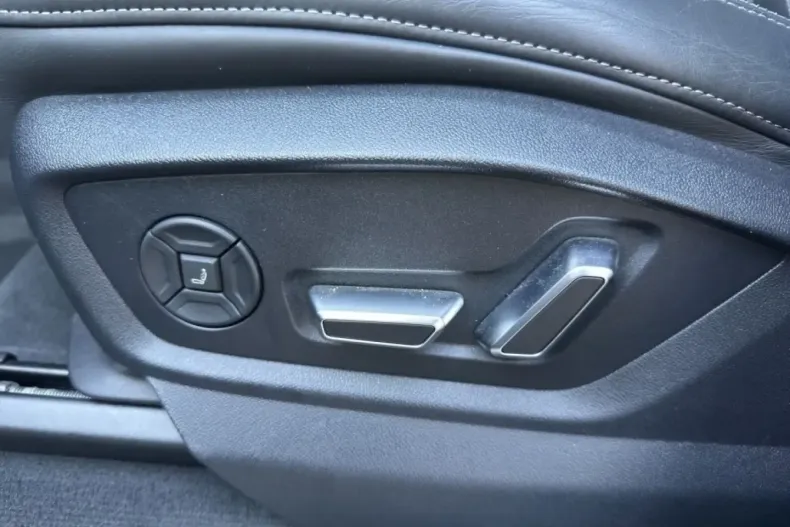 Audi SQ7 din 2023 cu 35.300 km - oferta AUD107354 - foto 9