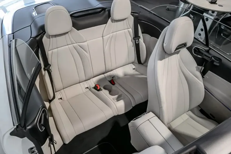 Mercedes-Benz CLE 200 din 2024 cu 10.648 km - oferta MER107355 - foto 6