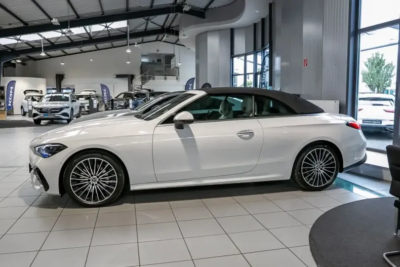 Mercedes-Benz CLE 200 din 2024 cu 10.648 km - oferta MER107355 - foto 12