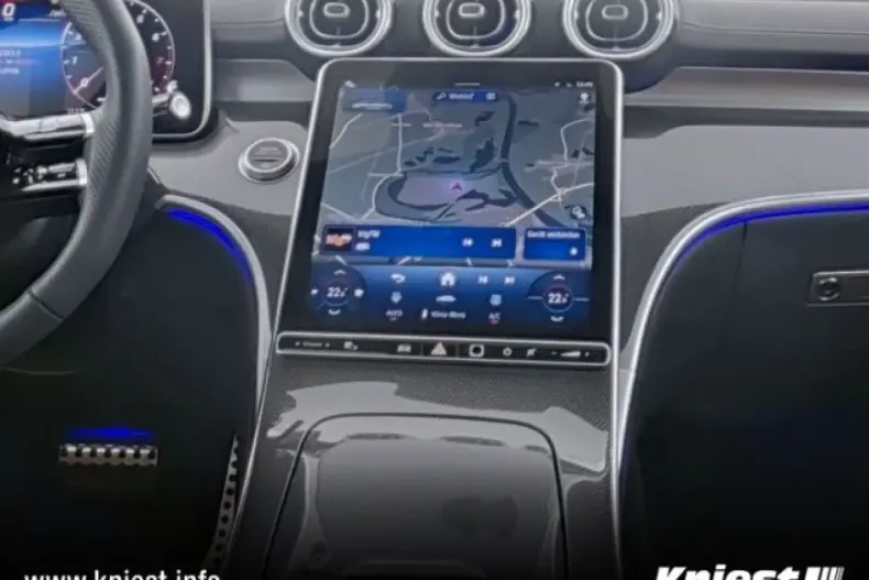 Mercedes-Benz CLE 200 din 2024 cu 10.926 km - oferta MER107359 - foto 5