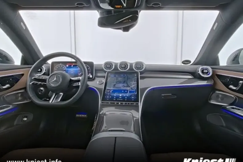 Mercedes-Benz CLE 200 din 2024 cu 10.926 km - oferta MER107359 - foto 7