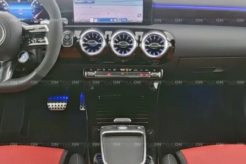 Mercedes-Benz A 35 AMG din 2023 cu 6.285 km - oferta MER107365 - foto 9