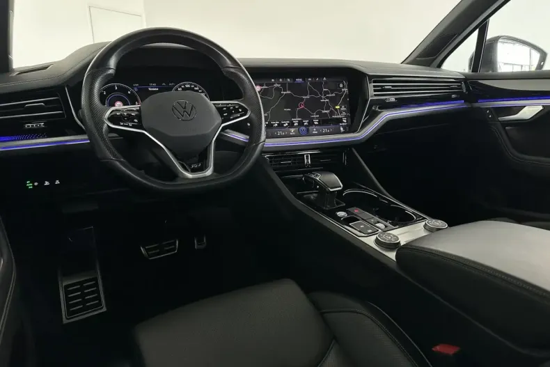 Volkswagen Touareg din 2021 cu 74.990 km - oferta VOL107372 - foto 12