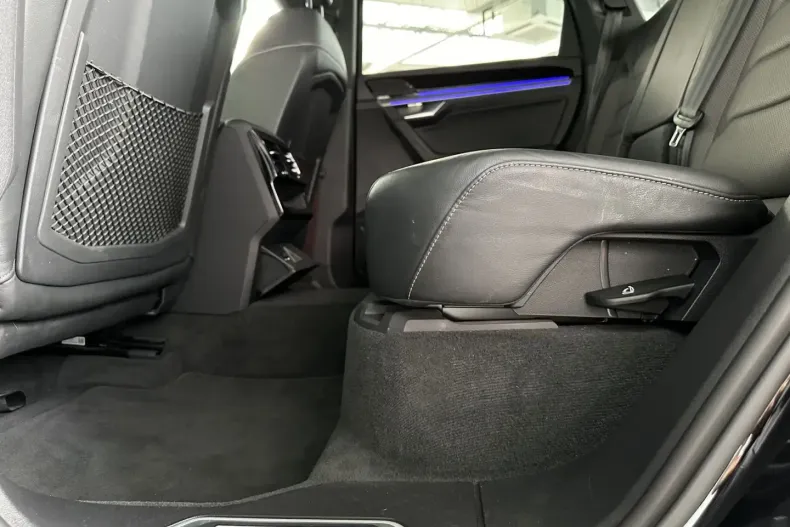 Volkswagen Touareg din 2021 cu 74.990 km - oferta VOL107372 - foto 16