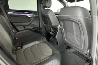 Volkswagen Touareg din 2021 cu 74.990 km - oferta VOL107372 - foto 19
