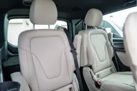 Mercedes-Benz V 300 din 2023 cu 62.534 km - oferta MER107379 - foto 11